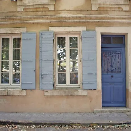 Arlette La Petite Maison Arlesienne